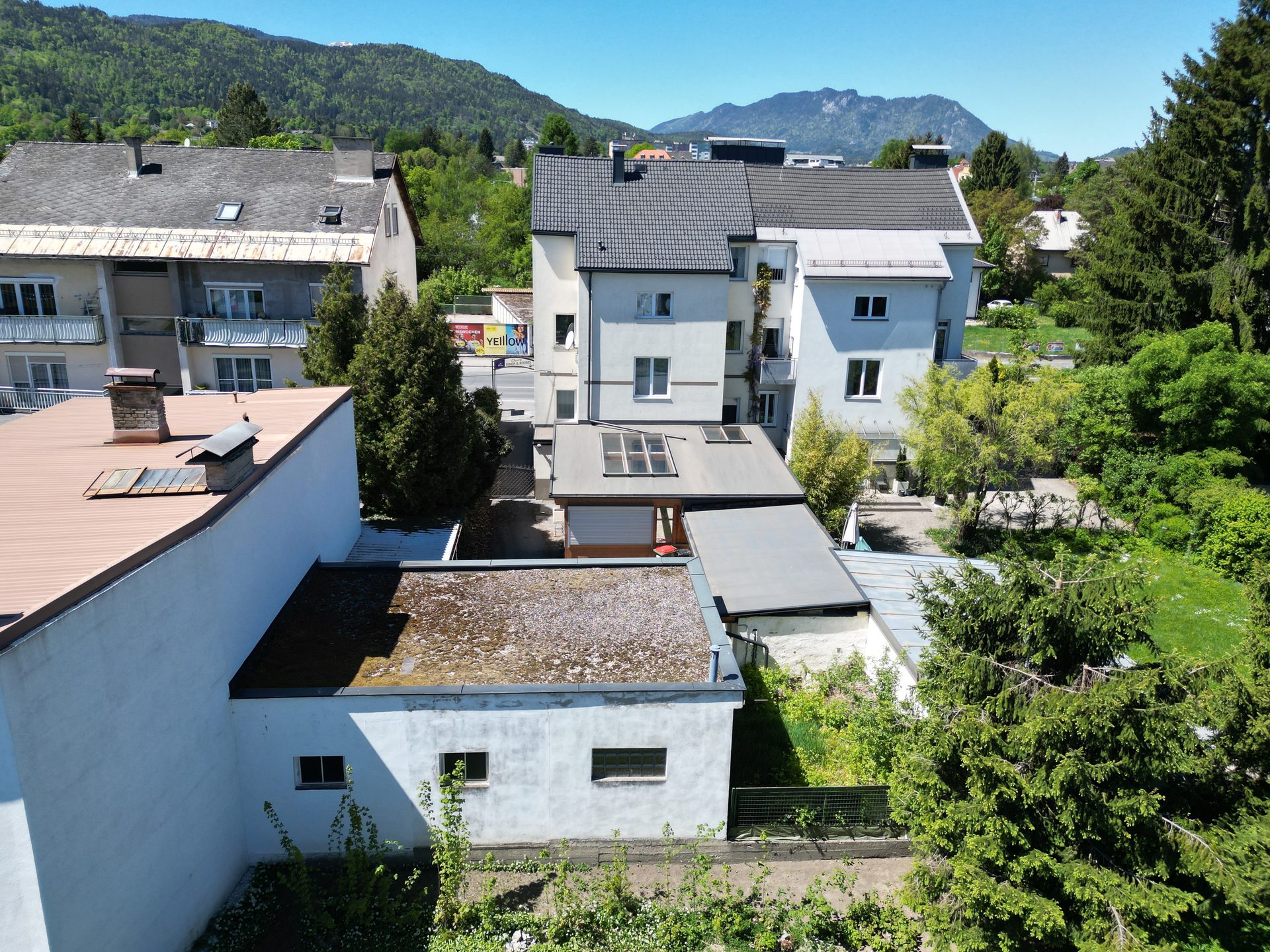 Luftbild von der Hofseite