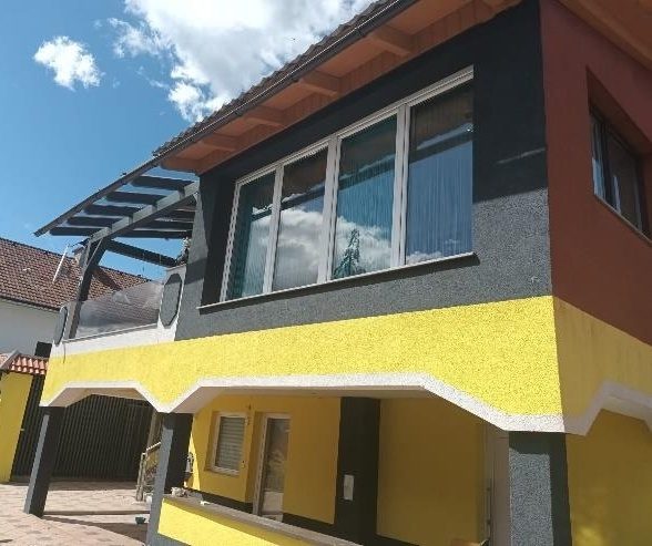 Südansicht mit Loggia