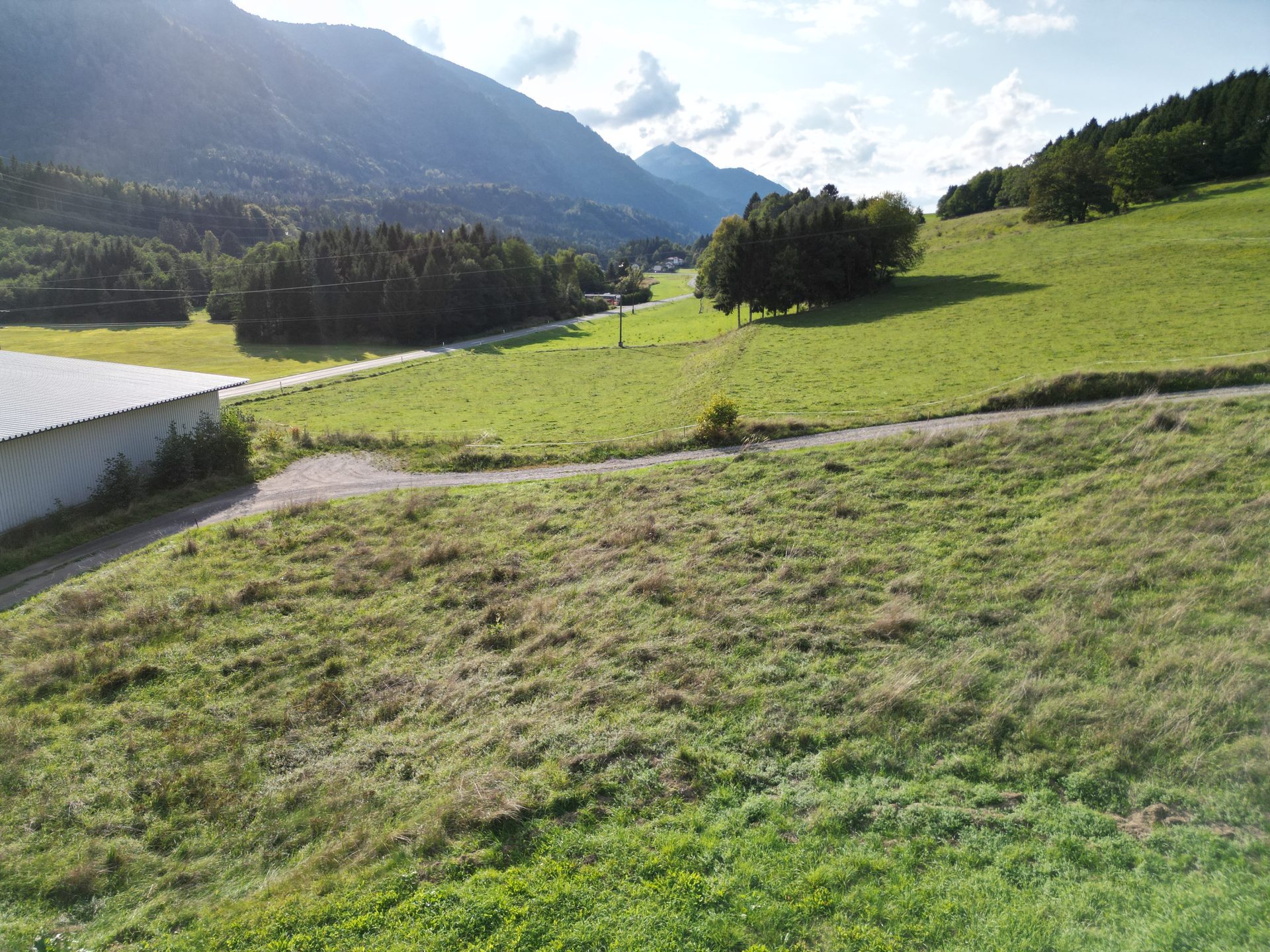 Grundstück mit Bergblick